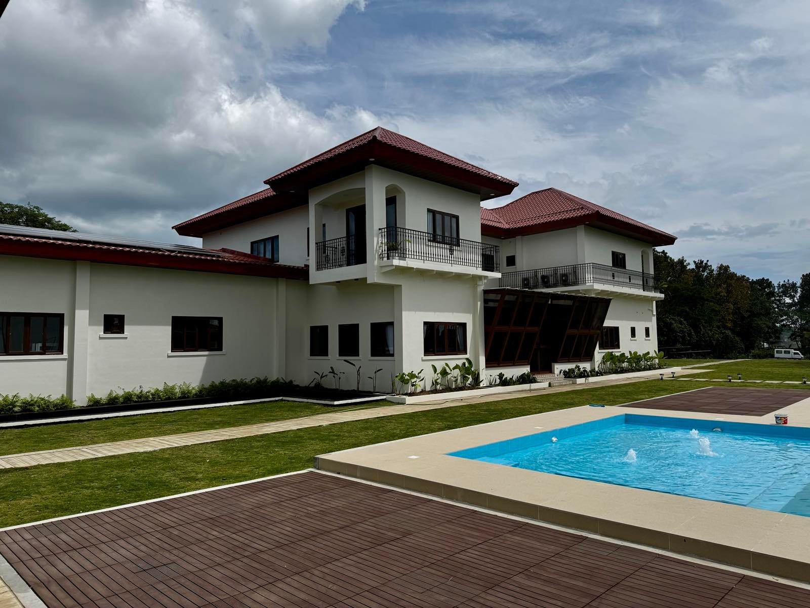 Lipa, Batangas Resthouse - Residential Construction, Greserr Contractors & Builders Inc. (GCBI)